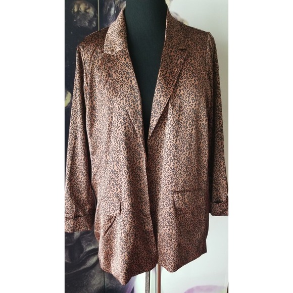 B‎ Collection by Bobeau Women Animal Print Multicolor Open Satin Cardigan XL - Picture 7 of 9